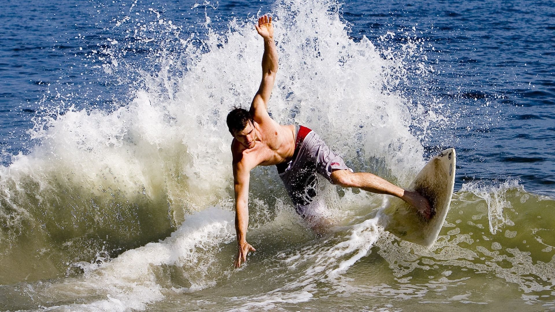 电竞世界杯落幕<a href=